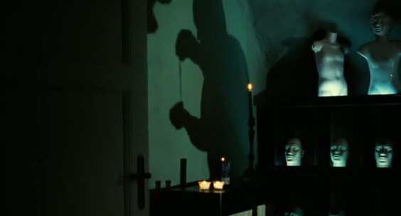 Udo, stell dich mal vor die Lampe, wegen Schatten, Nosferatu und so.