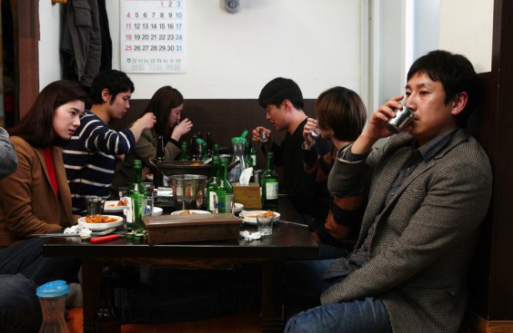 Trinken, Essen und Lieben: Das Kino von Hong Sang-soo bezaubert durch seine Einfachheit. Hier: Nobody's Daughter Haewon (2013)